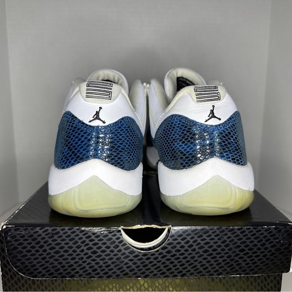 Jordan 11 Retro Low LE Navy Snakeskin Size 10.5M Pre-loved - Picture 6 of 7